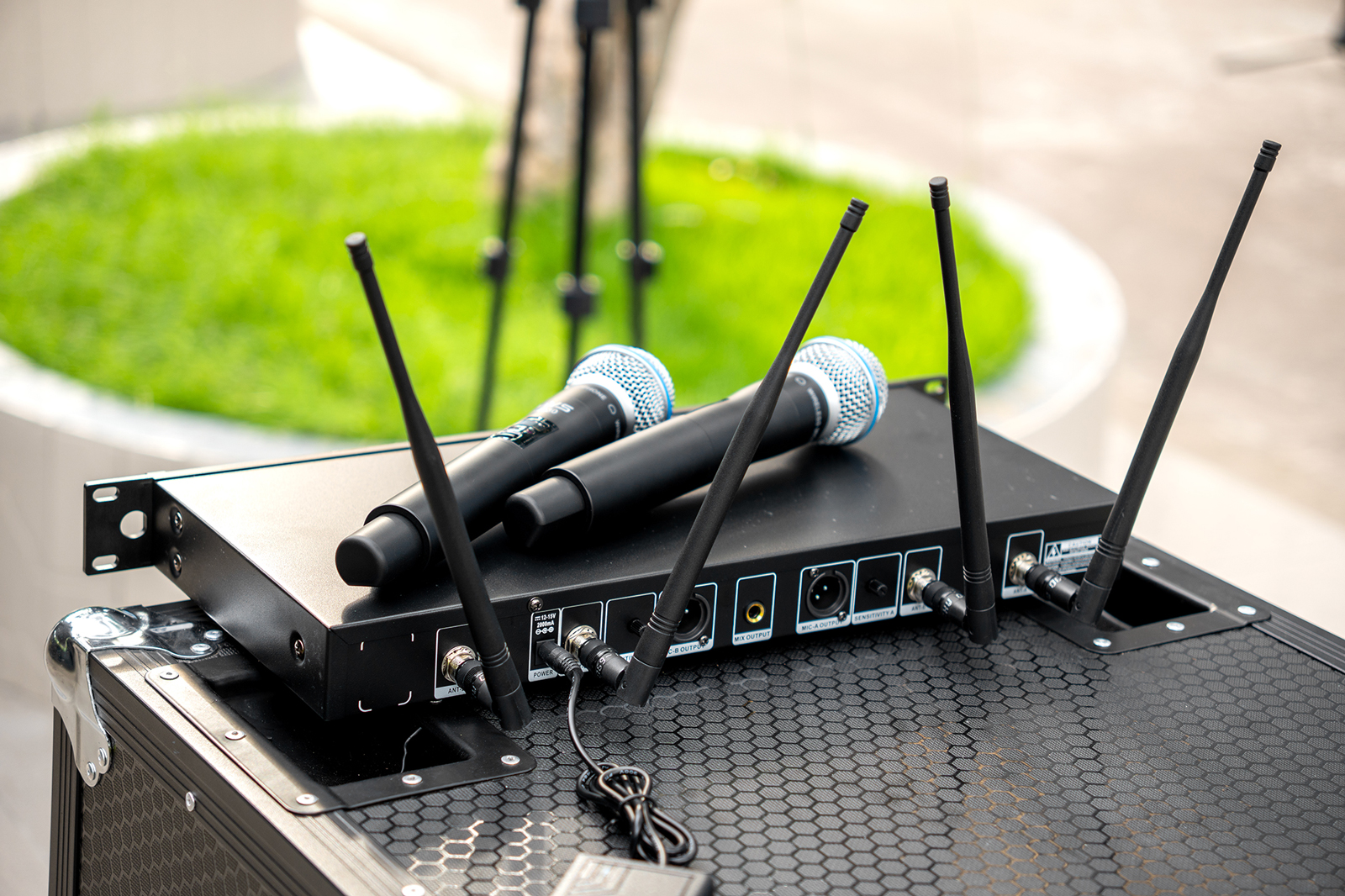 Mặt sau Micro DAVS PM330